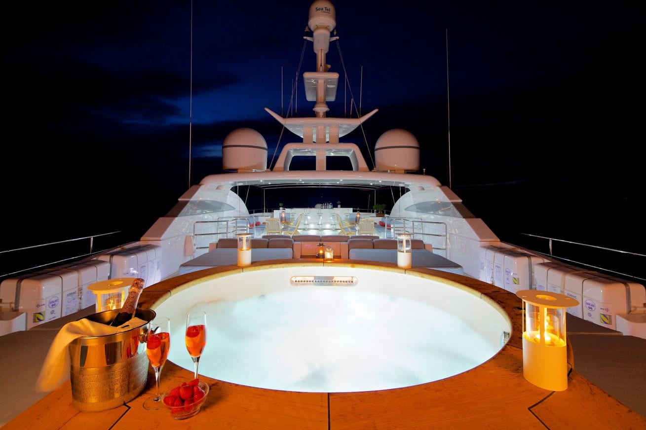 o_ceanos superyacht charter jacuzzi2_valef -  Valef Yachts Chartering - 5546