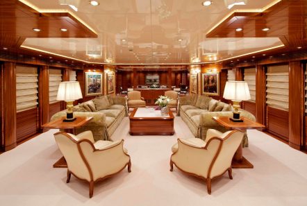 o_ceanos superyacht charter salon (2)_valef -  Valef Yachts Chartering - 5540