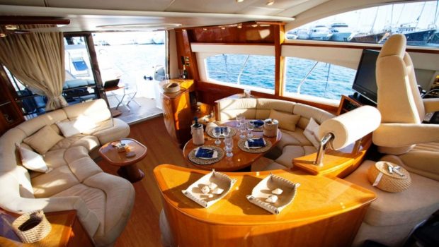 aventura ii salon and dining (4)_valef -  Valef Yachts Chartering - 5596