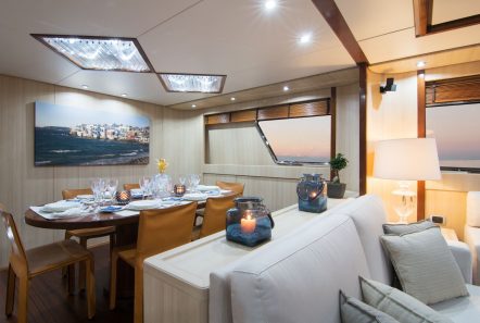 acionna charter yacht dining (1)_valef -  Valef Yachts Chartering - 5882