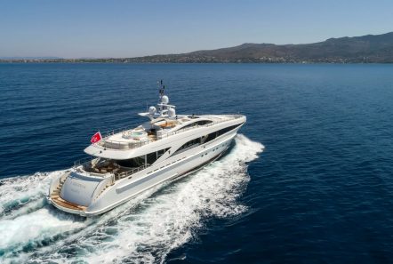 l_equinox exteriors (2)_valef -  Valef Yachts Chartering - 5502