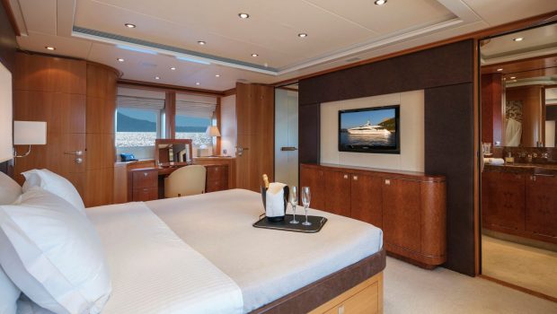 l_equinox master stateroom views (2)_valef -  Valef Yachts Chartering - 5495