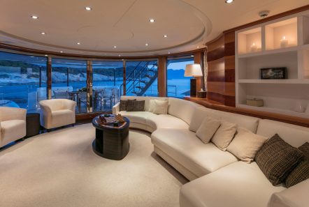 l_equinox salon (1)_valef -  Valef Yachts Chartering - 5491