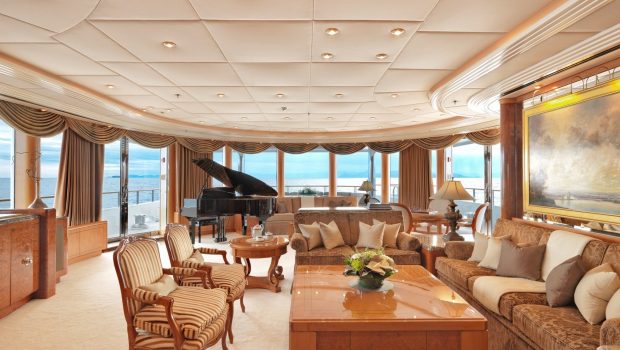capri i mega yacht salon min -  Valef Yachts Chartering - 4786