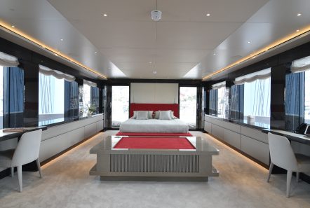 eden mega yacht master suite (2) min -  Valef Yachts Chartering - 4913