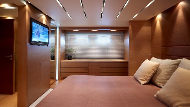 feligo v motor yacht double staterooms bath (6)_valef -  Valef Yachts Chartering - 5104