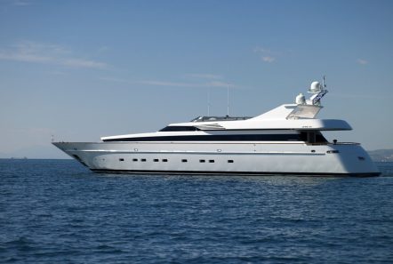 feligo v motor yacht exteriors (4)_valef -  Valef Yachts Chartering - 5131