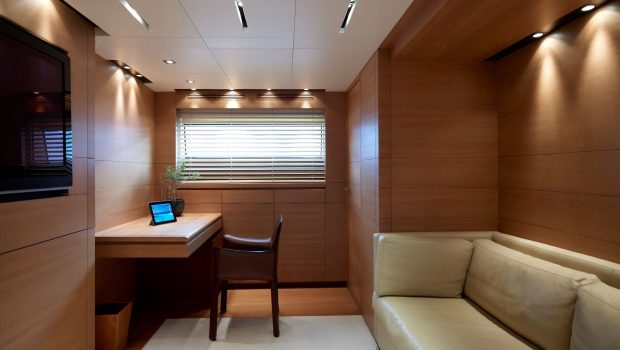 feligo v motor yacht lounge office (1)_valef -  Valef Yachts Chartering - 5129