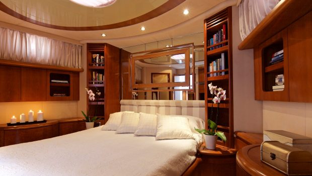 iris azimut motor yacht cabins and baths (6) -  Valef Yachts Chartering - 4518