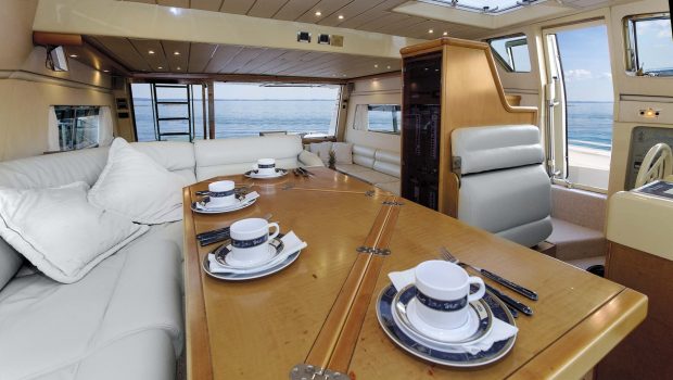 isadora ferretti motor yacht salon (1) min -  Valef Yachts Chartering - 5268