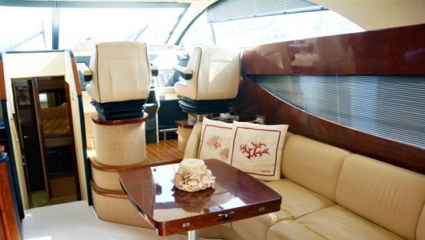 liazeta motor yacht salon dining (2)_valef -  Valef Yachts Chartering - 5014