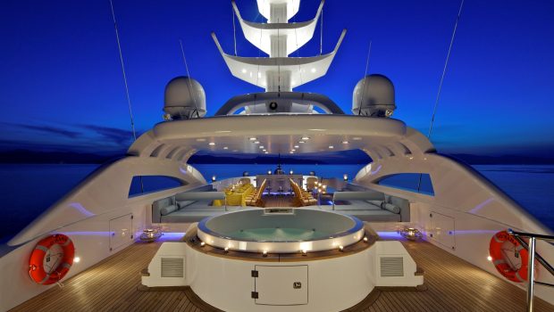 mia rama mega yacht jacuzzi (2) min -  Valef Yachts Chartering - 3966