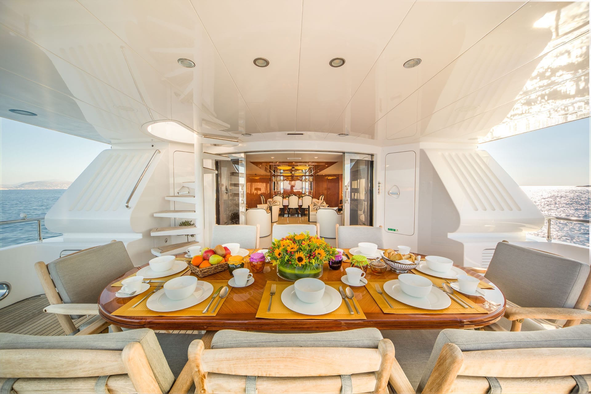 MILOS AT SEA | Codecasa | | Valef Yachts