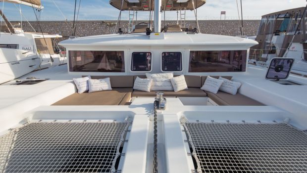 new horizons catamaran fore sun area_valef -  Valef Yachts Chartering - 5068