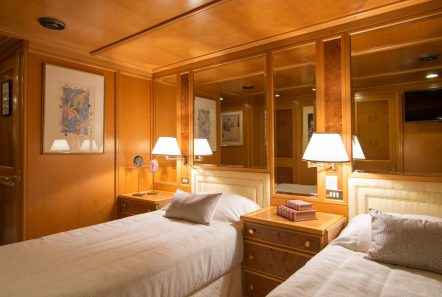 o_natalina cabin 3 twins (1)_valef -  Valef Yachts Chartering - 4967