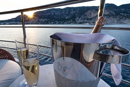 serenity superyacht champagne min -  Valef Yachts Chartering - 4208