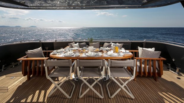 summer dreams motor yacht aft dining min -  Valef Yachts Chartering - 4733