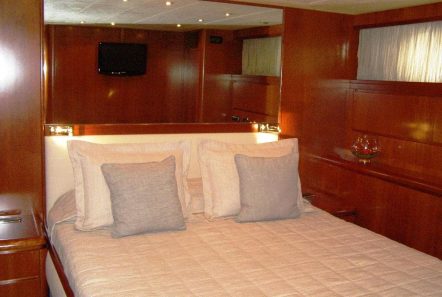 absolute king cabins (3) min -  Valef Yachts Chartering - 2882