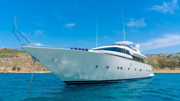 alandini motor yacht exteriors (3) min -  Valef Yachts Chartering - 3484
