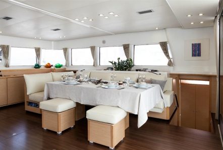 nova catamaran salon (5) -  Valef Yachts Chartering - 2721