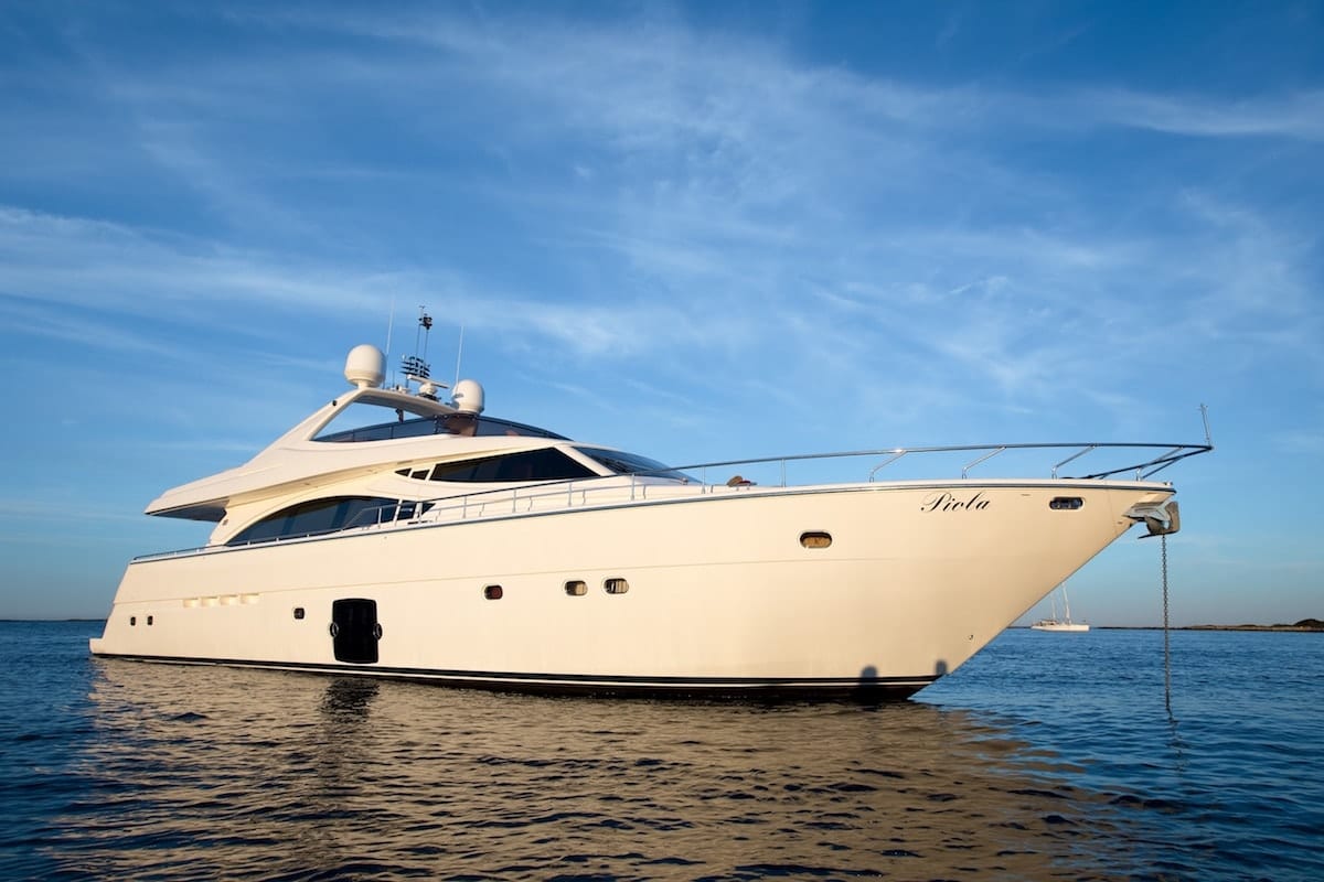 piola motor yacht profile min -  Valef Yachts Chartering - 3372