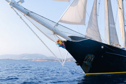 sir winston churchill classic sailing yacht bow sprit -  Valef Yachts Chartering - 2782