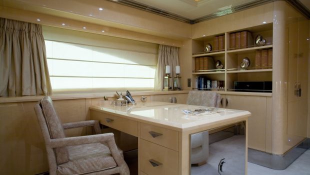 sunday megayacht master suite (5) min -  Valef Yachts Chartering - 3351