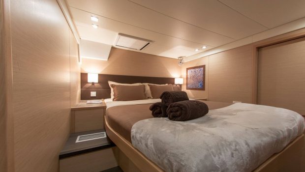 alyssa catamaran lagoon cabins (8) -  Valef Yachts Chartering - 2313