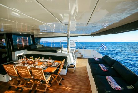 carpe diem catamaran aft deck (2) min -  Valef Yachts Chartering - 2069