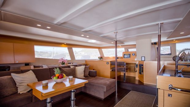 highjinks ii catamaran salon (1) min -  Valef Yachts Chartering - 2394