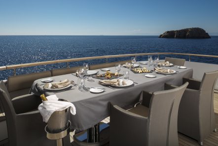 mabrouk motor yacht dining   Copy min -  Valef Yachts Chartering - 2507