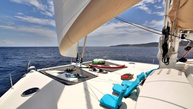 worlds end catamaran decks (9) min -  Valef Yachts Chartering - 2151