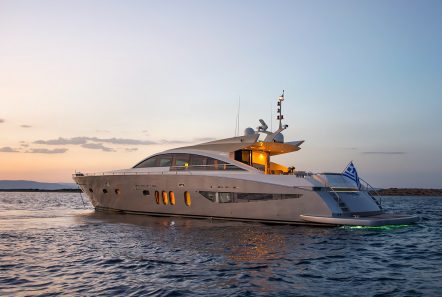 sun anemos motor yacht sunset min -  Valef Yachts Chartering - 1460
