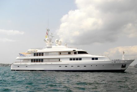 vera motor yacht profile min -  Valef Yachts Chartering - 1487