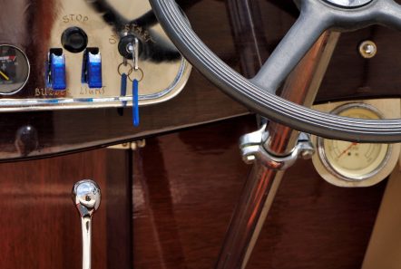 christina o megayacht steering wheel min -  Valef Yachts Chartering - 1169