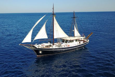 joanna k greek motor sailer profile 1920px -  Valef Yachts Chartering - 1197