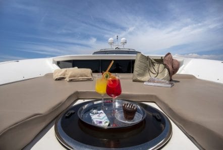 mi alma yacht fore (2) min -  Valef Yachts Chartering - 0944
