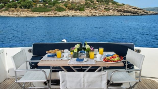 fast break motor yacht aft table (3) min -  Valef Yachts Chartering - 0872