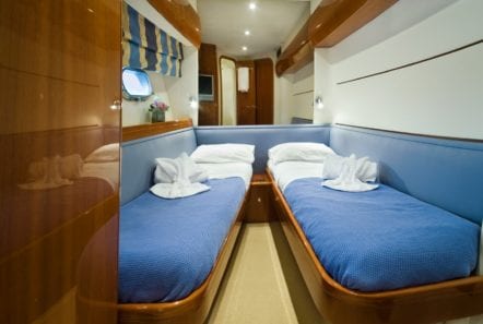 fast break motor yacht twin cabins min -  Valef Yachts Chartering - 0852