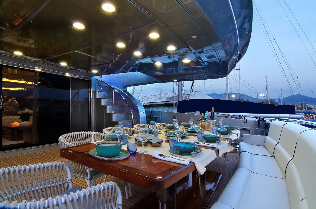 elvi motor yacht aft deck (1) min -  Valef Yachts Chartering - 0613