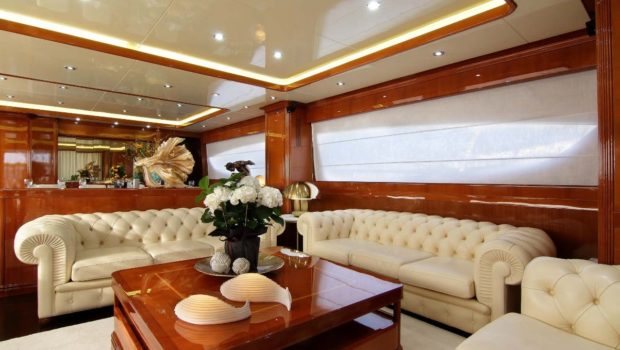 elvi motor yacht salon (2) min -  Valef Yachts Chartering - 0631