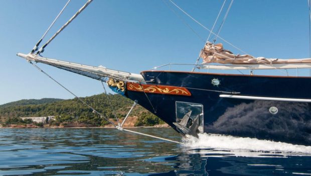 conrad malcolm miller sailing yacht bow min -  Valef Yachts Chartering - 0313