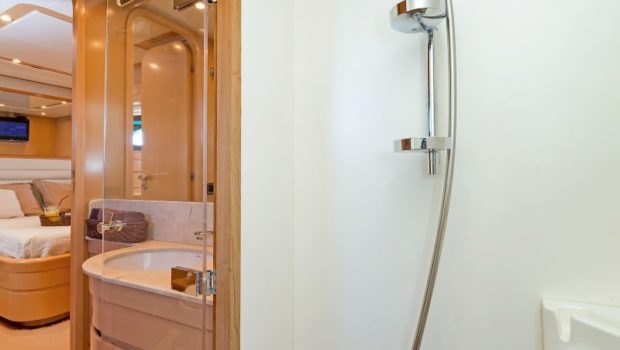 lettouli iii motor yacht bathroom (1) min -  Valef Yachts Chartering - 0390