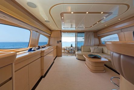 lettouli iii motor yacht salon (3) min -  Valef Yachts Chartering - 0358