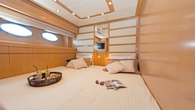 lettouli iii motor yacht twin convertible min -  Valef Yachts Chartering - 0394