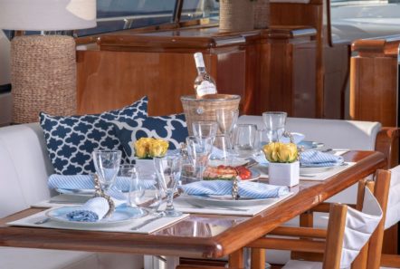 turn on motor yacht aft table (7) -  Valef Yachts Chartering - 0166