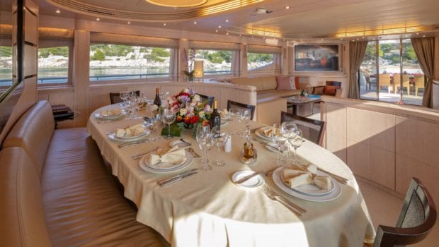 glaros motor yacht dining (1) min -  Valef Yachts Chartering - 0026