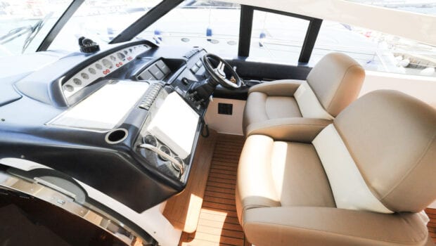 aurelia motor yacht bridge min -  Valef Yachts Chartering - 0001