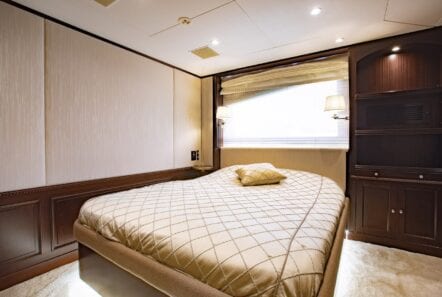 akira-one-motor-yacht-6th-cabin-upper
