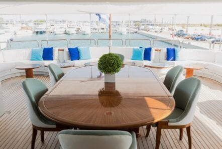 akira-one-motor-yacht-upper-dining